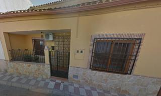 Casa  Gerona. Alquiladono visitable