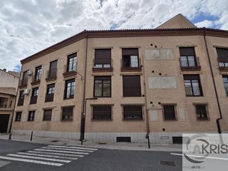 Planta baixa a Bargas. Piso en venta en bargas  en subasta
