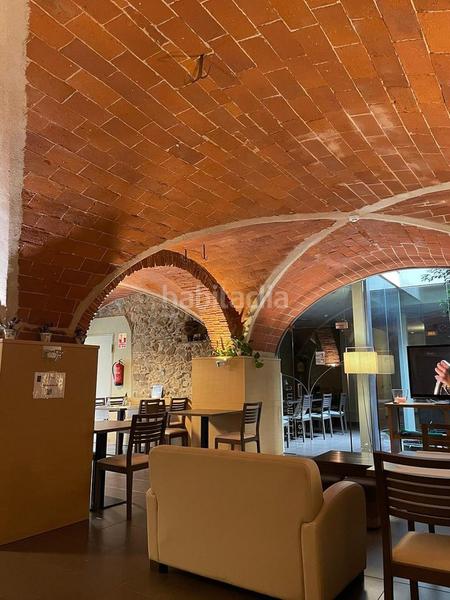 Foto bf634473-a2d0-4736-b302-b2a62d4452dc. Edifici a Garriguella