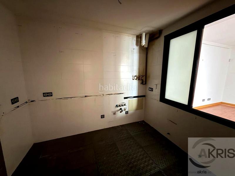 Foto e9127c95-9020-4b2b-a5f9-d747b9c92f02. Planta baixa amb calefacció aparcament a Centro Ocaña