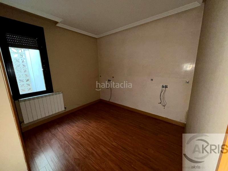 Foto fc3f6d24-816f-4ac4-a6fd-4cb2d82ca4d7. Planta baixa amb calefacció aparcament a Centro Ocaña