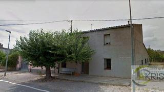 Casa  Carrer sant jaume. Casa en  venta en ulldecona  ocupada
