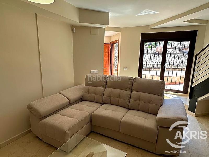Foto 3d6e1bd4-9d8a-4710-974d-eb94e7c61de1. Duplex con riscaldamento in Los Cigarrales-La Bastida Toledo