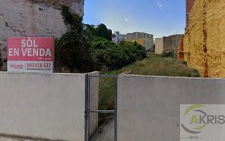 Terreno residenziale  Carrer muralla. Solar urbano edificable en el centro de llançà