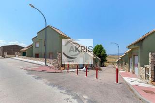 Casa  La médica. Adosado en  el casar de escalona