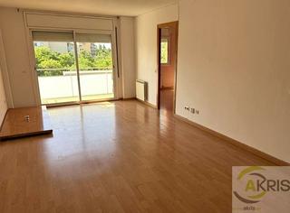 Pis  Carrer de pep ventura. Piso en venta en salt, girona