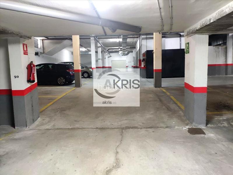 Foto 0a133321-8432-4a92-9dc9-945567060f4a. Autoparkplatz in Olías del Rey