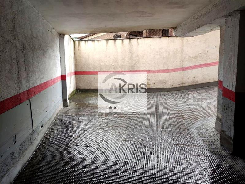 Foto 1ea9cabb-a511-4a10-8ca4-04f34267d174. Autoparkplatz in Olías del Rey