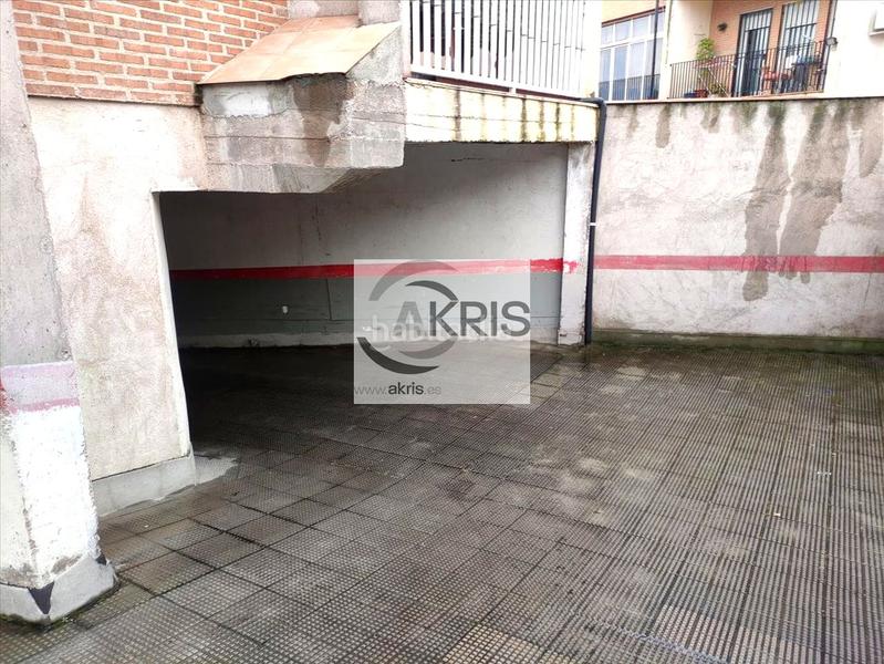 Foto 5ef41078-cde8-4ea4-bdef-7c41d7f3cea1. Autoparkplatz in Olías del Rey