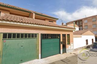 Haus  Beato liberio gonzález. Chalet en venta en torrijos toledo  ocupado