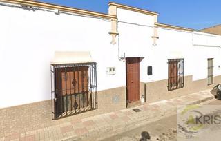 Maison  Pizarro. Casa en venta en arroyo de san serván badajoz  alquilada
