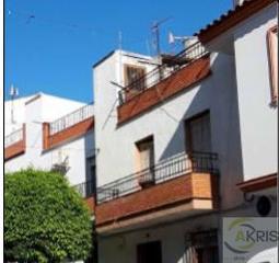 Maison  De andalucia. Casa en venta en torrealhaquime cádiz  alquilada