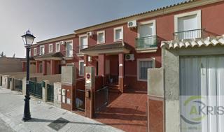 Casa  Calderón de la barca. Chalet adosado en venta en pilas sevilla