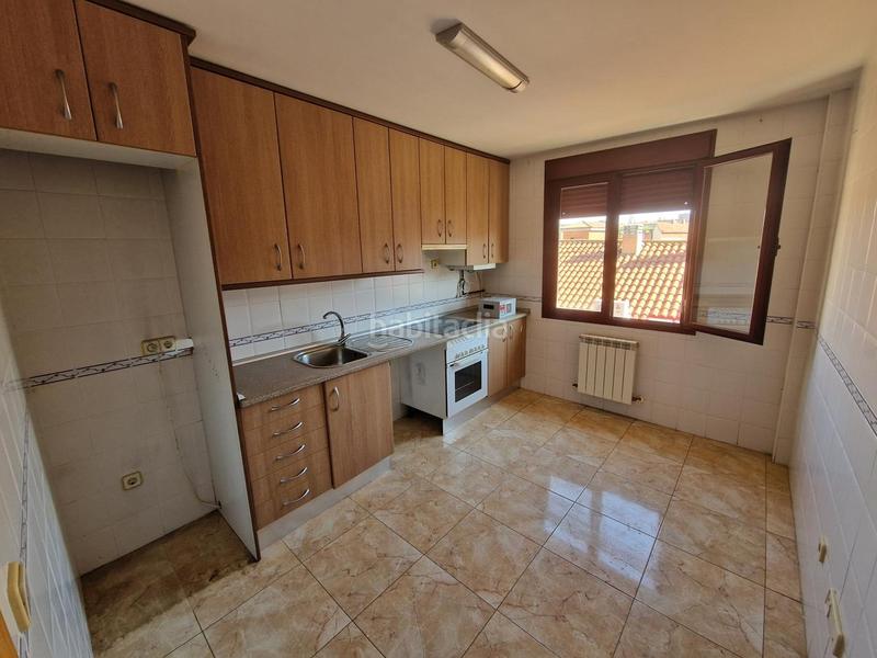 Foto 8f44acac-add9-4fb5-9659-5543beb97268. Flat with heating in Santa Bárbara Toledo