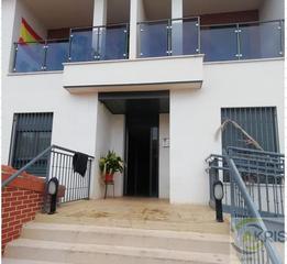 Planta baixa  Nuestra señora del rosario. Piso en venta en pozuelo de calatrava ciudad real  alquilado
