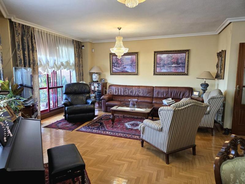 Foto 69d226b9-ff29-4499-8853-657b7678f4f4. Duplex con riscaldamento parcheggio in Avenida Europa-San Antón Toledo