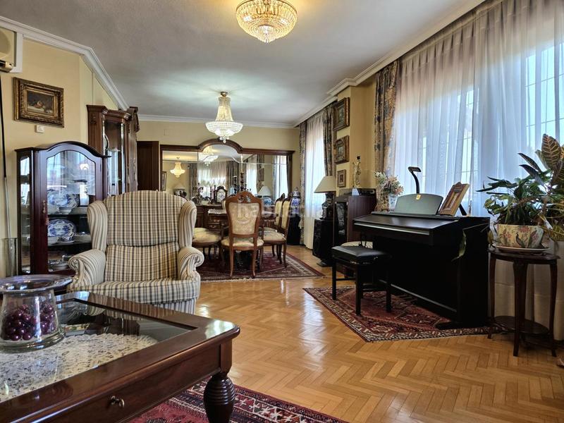 Foto 86bb3c03-6f15-48d0-9a5f-110b2860d9f8. Duplex con riscaldamento parcheggio in Avenida Europa-San Antón Toledo