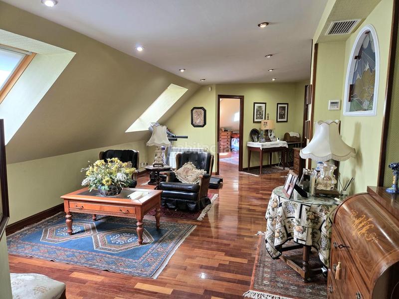 Foto e8f0799c-a77c-44aa-855d-61310acc0a01. Duplex con riscaldamento parcheggio in Avenida Europa-San Antón Toledo