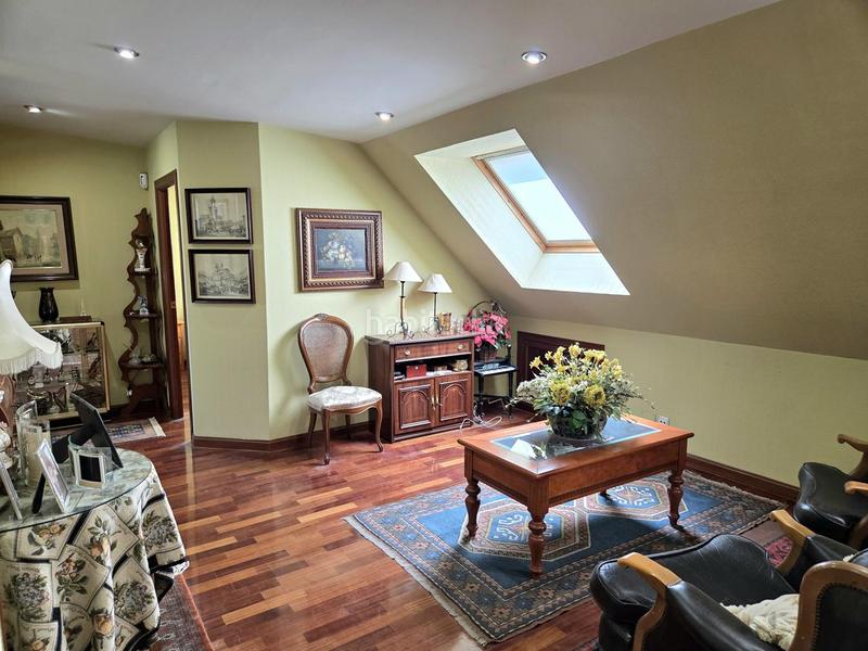 Foto fe7d4a4c-1a1d-471c-badf-f4694eb7f677. Duplex con riscaldamento parcheggio in Avenida Europa-San Antón Toledo