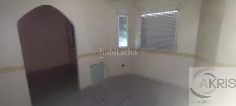 Foto e43bfa5f-172e-45d9-812b-bf0ea8d8f09d. Casa in Chozas de Canales