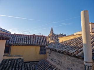 Estudi  Jón san justo. Estudio en el casco histórico de toledo