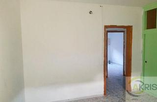 Casa  Carrer preseguer. Casa ocupada en venta en torrelles de foix barcelona