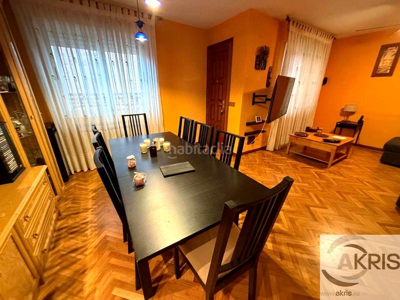 Foto 10418e6b-0e50-4350-8315-0d14731a7615. Maison jumelée avec chauffage piscine dans Ajalvir