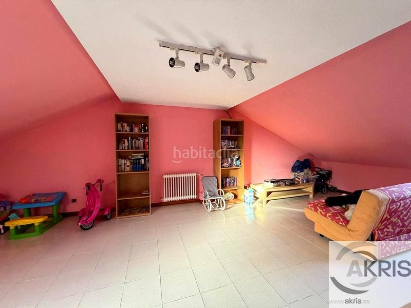 Foto 154094e4-341b-474f-b7ad-b5449db2da2a. Maison jumelée avec chauffage piscine dans Ajalvir