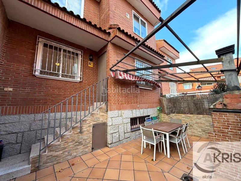 Foto 6b7e4d73-d0aa-4d90-848c-c984a38b7d64. Maison jumelée avec chauffage piscine dans Ajalvir