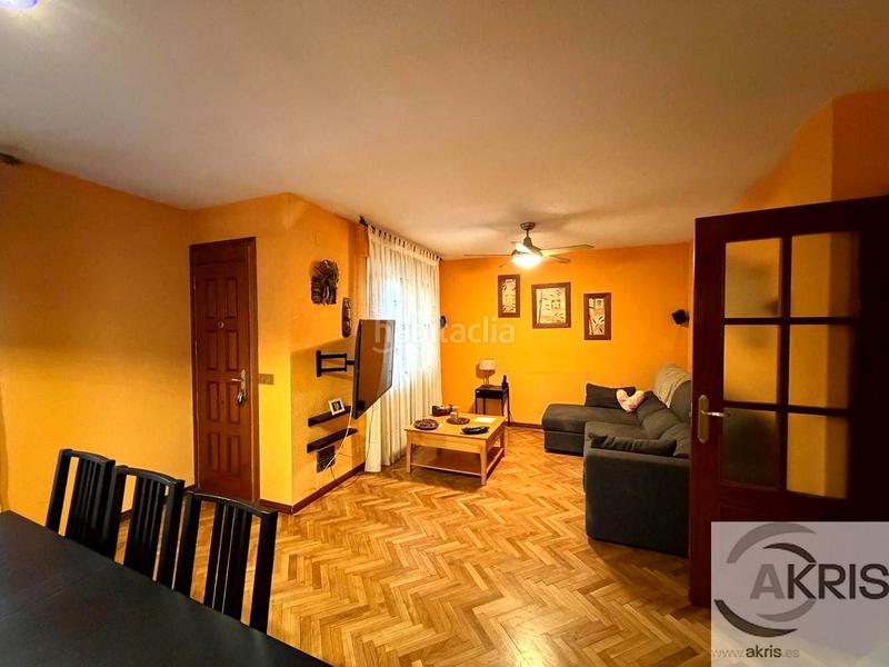 Foto d7f17797-7512-41d5-b464-4d810f637ca3. Maison jumelée avec chauffage piscine dans Ajalvir