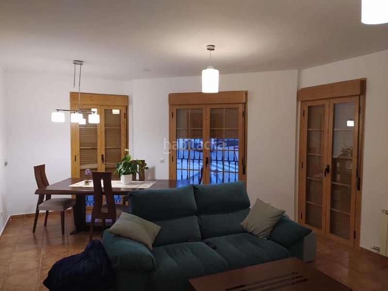 Foto f7357e61-cf4f-466b-9683-0a3fac056ad0. Casa adosada rentabilidad asegurada en Azucaica en Toledo