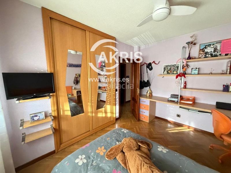 Foto 14d2ee4a-4e73-4c0e-af3e-13af53246f3d. Chalet mit parking pool in Ajalvir