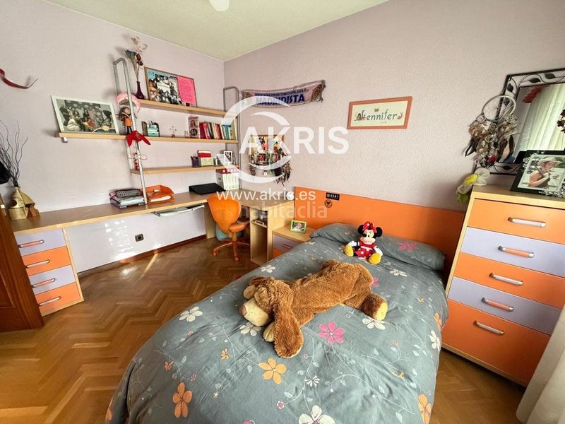 Foto cd0b6e6e-b9a8-4de3-a0a8-cdcedc9876af. Chalet mit parking pool in Ajalvir