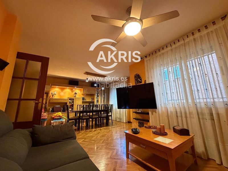 Foto f9485fbb-ab46-41e8-b780-3b9d0058f5a3. Chalet mit parking pool in Ajalvir