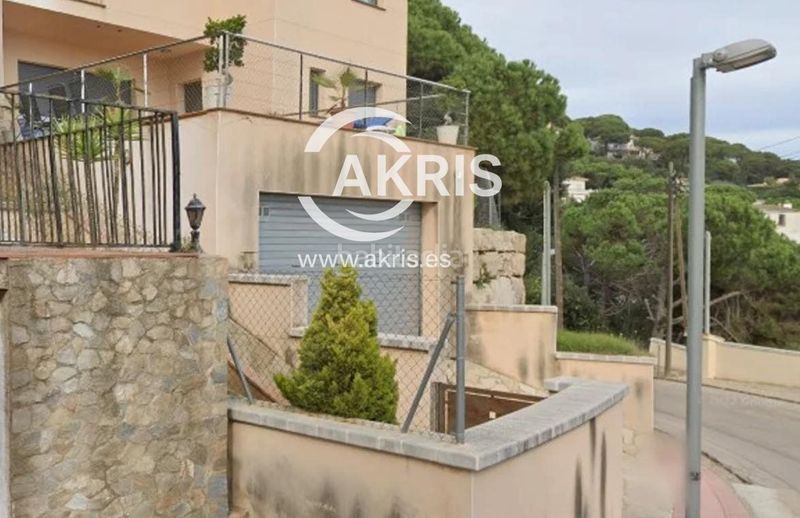 Foto 9c862796-0195-4838-8d00-d95d7ce92fc0. Xalet amb aparcament a Serra Brava Lloret de Mar