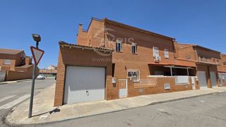 Casa adossada  Salamanca. Chalet pareado en chozas de canales