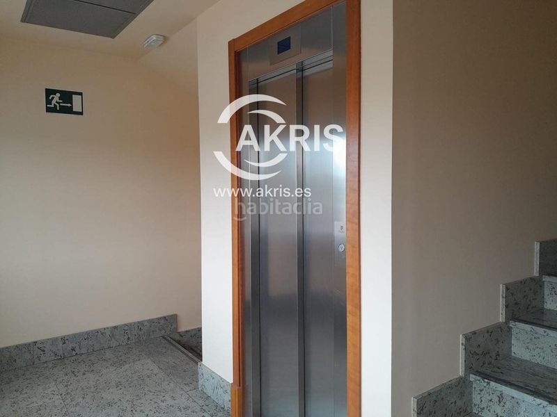 Foto a961f0ce-67dd-46e1-843f-1801122d8066. Miete büro in Estación-Cruz Roja Illescas