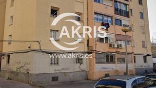Etagenwohnung  Badajoz. Piso ocupado en venta calle badajoz badalona