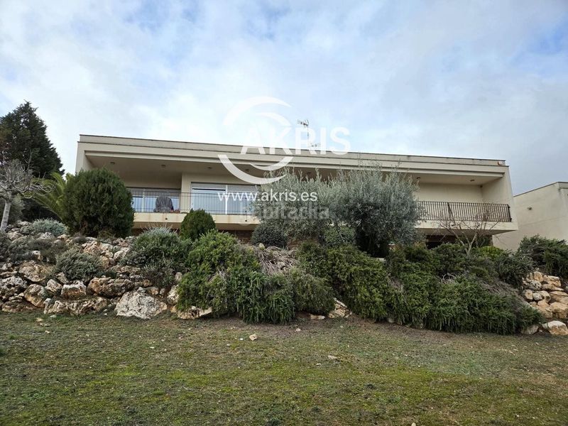 Foto 605dcfe4-e3c9-4f44-b32c-28500cd4e8fe. Xalet a Los Cigarrales-La Bastida Toledo