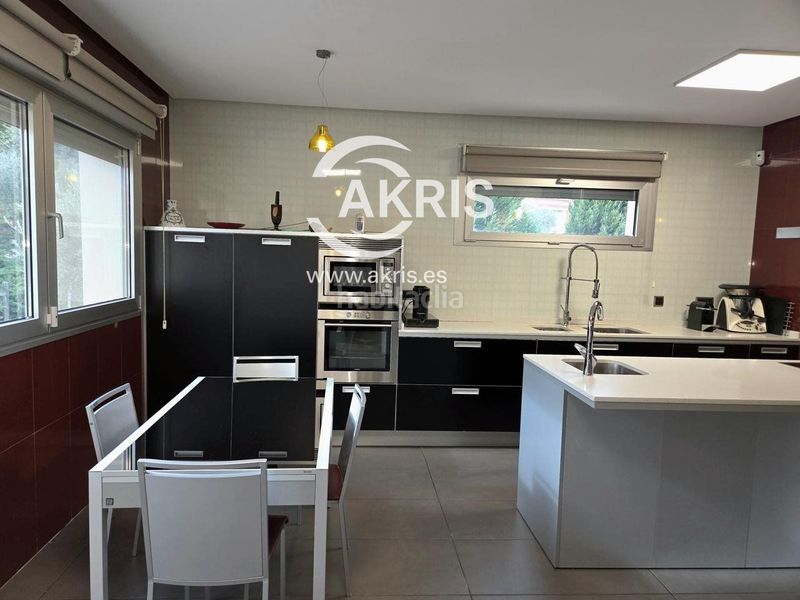 Foto bcc133be-8b10-4c48-ac51-c5aadfeea6f2. Xalet a Los Cigarrales-La Bastida Toledo