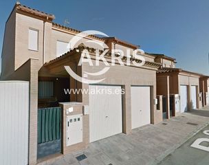 Xalet  Paseo teniente garcia velasco. Casa en cabañas de yepes