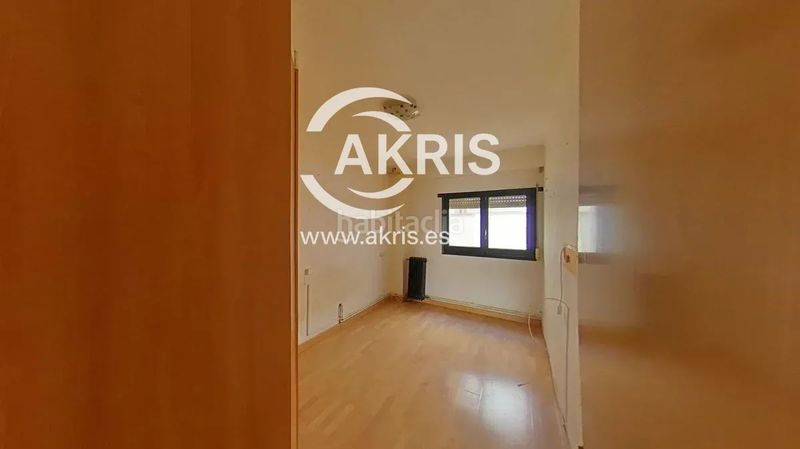 Foto d4d70dc3-cf58-4728-9c44-301ea37e759a. Pis a Sant Ramon - Maternitat Barcelona