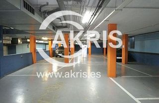 Car parking  Vallseca. Garaje en venta en el conjunto residencial berlín