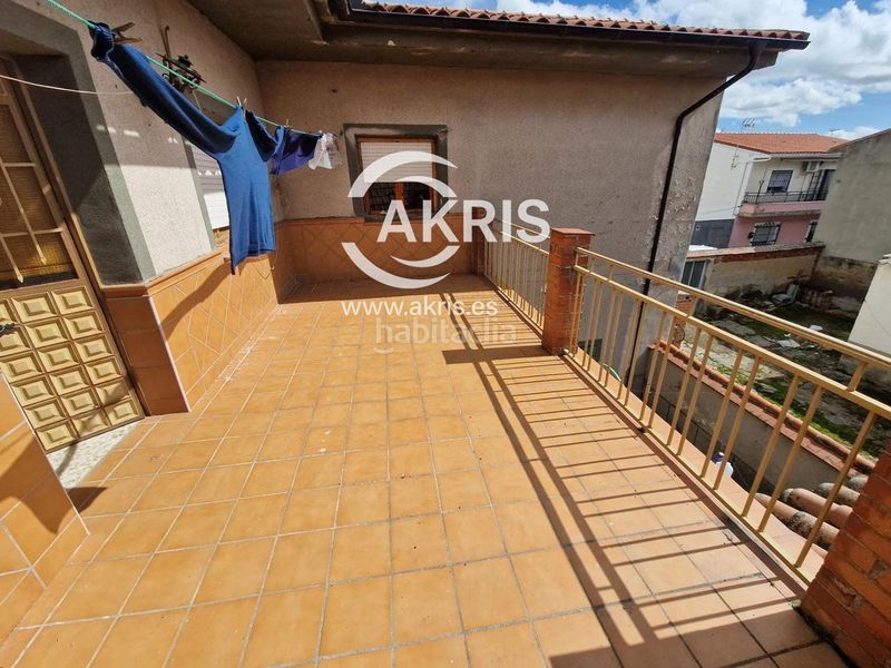 Foto accd7a79-4995-43c5-b2ef-66bc9c68abf8. Chalet en mocejon en Mocejón