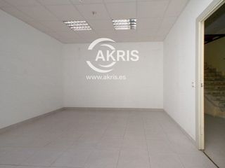 Local Comercial a Calle del Carmen