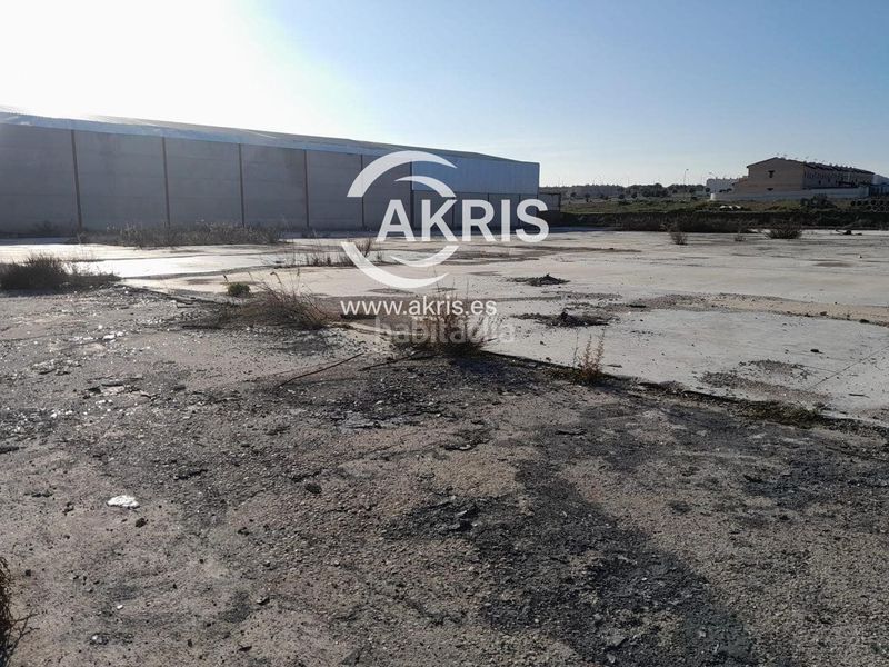 Foto 8574e797-3010-42df-909b-8b5b8ad79e91. Finca rústica a Yuncos