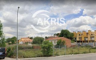 Finca rústica  Calle torrejón. En seseña