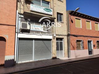 Affitto Locale commerciale  Calle isabel larrañaga. En fuensalida