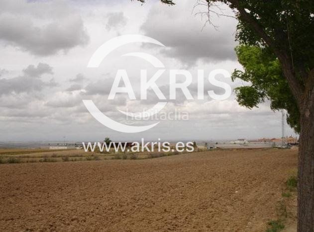 Foto 487d0119-ceb3-4ece-9649-4a110b755a6f. Finca rústica en Bargas