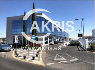 Parking coche  Plaza de grecia. En toledo